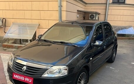Renault Logan I, 2010 год, 370 000 рублей, 1 фотография