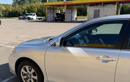 Toyota Camry, 2010 год, 1 350 000 рублей, 13 фотография
