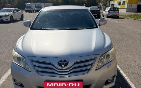 Toyota Camry, 2010 год, 1 350 000 рублей, 15 фотография