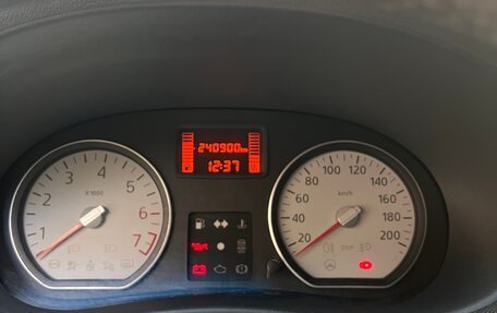 Renault Logan I, 2010 год, 370 000 рублей, 7 фотография