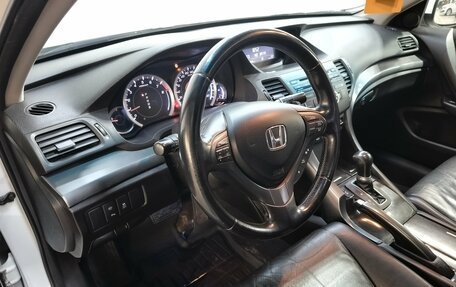 Honda Accord VIII рестайлинг, 2012 год, 990 000 рублей, 8 фотография