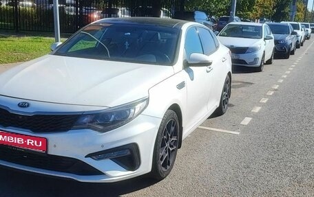 KIA Optima IV, 2019 год, 1 800 000 рублей, 3 фотография