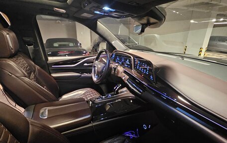 Cadillac Escalade V, 2021 год, 10 000 000 рублей, 15 фотография