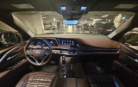 Cadillac Escalade V, 2021 год, 10 000 000 рублей, 16 фотография