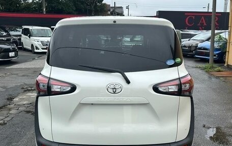 Toyota Sienta II, 2019 год, 1 300 000 рублей, 5 фотография