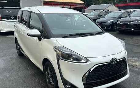 Toyota Sienta II, 2019 год, 1 300 000 рублей, 3 фотография