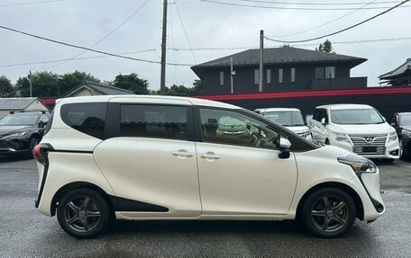 Toyota Sienta II, 2019 год, 1 300 000 рублей, 8 фотография
