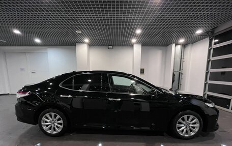Toyota Camry, 2019 год, 2 690 000 рублей, 2 фотография