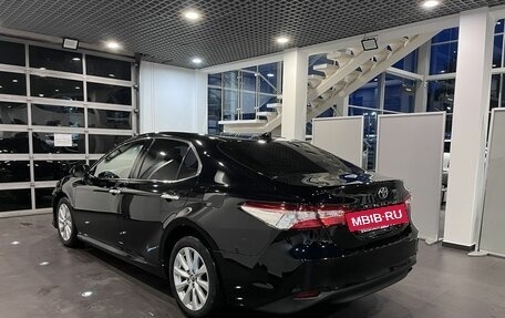 Toyota Camry, 2019 год, 2 690 000 рублей, 5 фотография