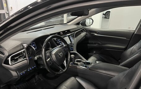 Toyota Camry, 2019 год, 2 690 000 рублей, 21 фотография
