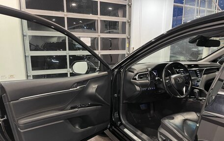 Toyota Camry, 2019 год, 2 690 000 рублей, 19 фотография