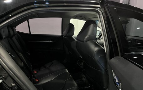 Toyota Camry, 2019 год, 2 690 000 рублей, 24 фотография