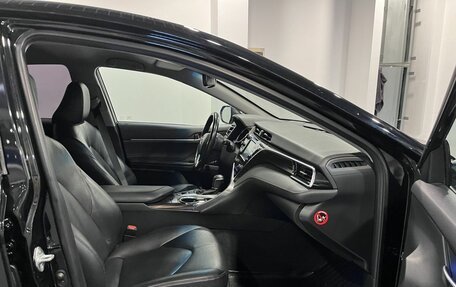 Toyota Camry, 2019 год, 2 690 000 рублей, 27 фотография