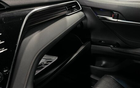 Toyota Camry, 2019 год, 2 690 000 рублей, 28 фотография