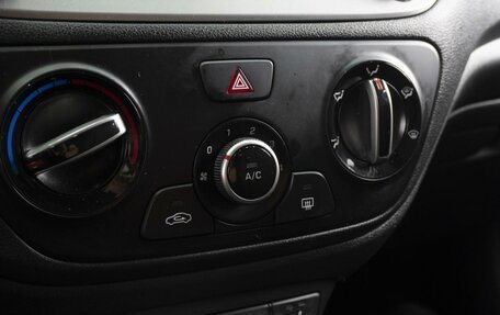 Hyundai Solaris II рестайлинг, 2019 год, 1 140 000 рублей, 23 фотография