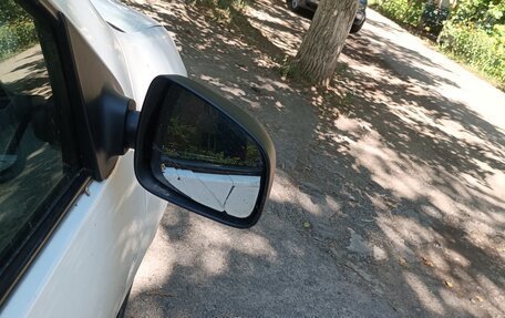 Renault Logan II, 2014 год, 340 000 рублей, 27 фотография