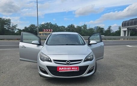 Opel Astra J, 2015 год, 990 000 рублей, 17 фотография