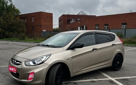 Hyundai Solaris II рестайлинг, 2012 год, 675 000 рублей, 1 фотография