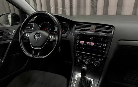 Volkswagen Golf VII, 2019 год, 1 349 999 рублей, 12 фотография