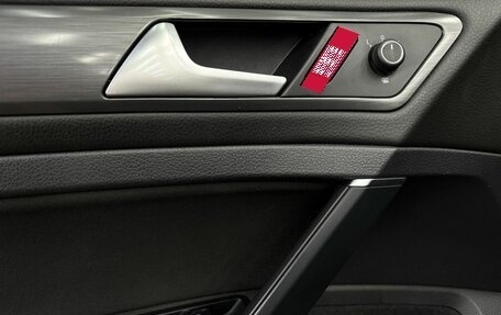 Volkswagen Golf VII, 2019 год, 1 349 999 рублей, 16 фотография