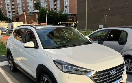 Hyundai Tucson III, 2019 год, 2 659 000 рублей, 2 фотография
