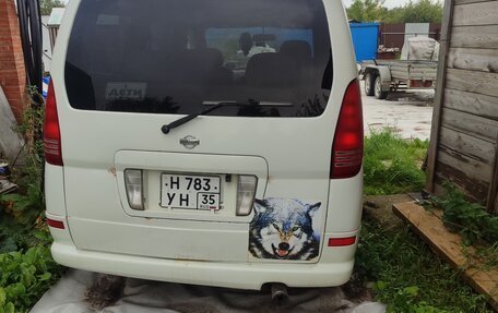 Nissan Serena II, 2001 год, 500 000 рублей, 4 фотография