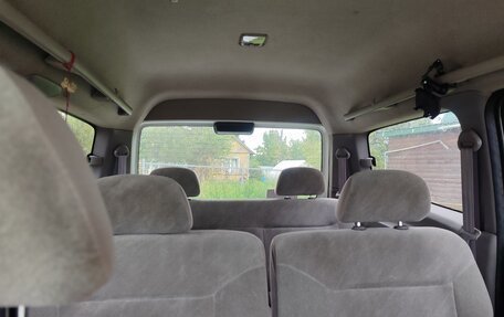 Nissan Serena II, 2001 год, 500 000 рублей, 15 фотография