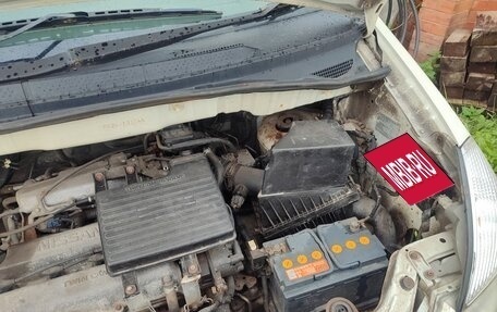 Nissan Serena II, 2001 год, 500 000 рублей, 13 фотография