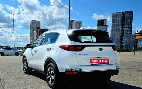 KIA Sportage IV рестайлинг, 2021 год, 2 900 000 рублей, 7 фотография