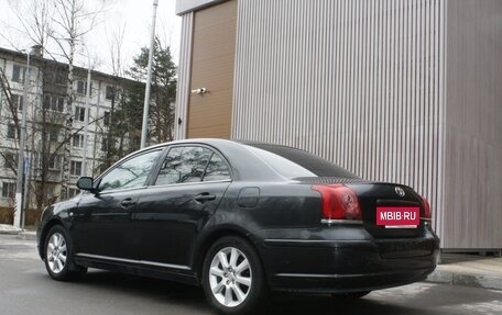 Toyota Avensis III рестайлинг, 2004 год, 545 000 рублей, 10 фотография