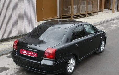 Toyota Avensis III рестайлинг, 2004 год, 545 000 рублей, 14 фотография