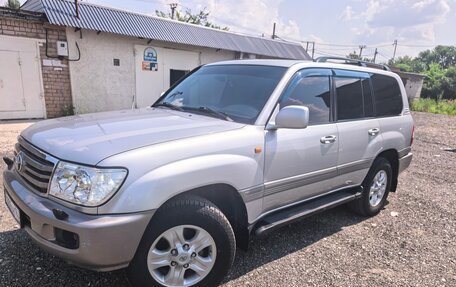 Toyota Land Cruiser 100 рестайлинг 2, 2006 год, 2 500 000 рублей, 2 фотография