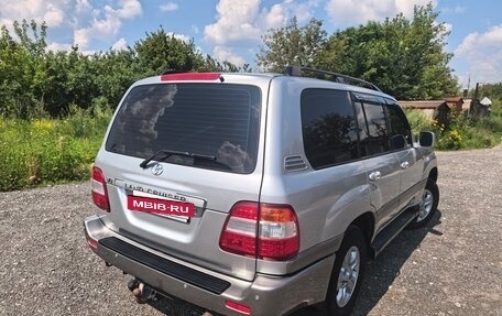 Toyota Land Cruiser 100 рестайлинг 2, 2006 год, 2 500 000 рублей, 4 фотография