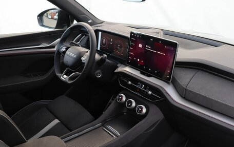 Skoda Kodiaq, 2025 год, 6 300 000 рублей, 10 фотография