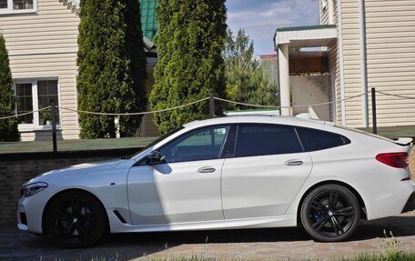 BMW 6 серия, 2018 год, 4 350 000 рублей, 15 фотография