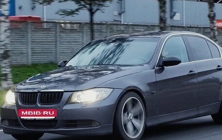 BMW 3 серия, 2005 год, 850 000 рублей, 2 фотография