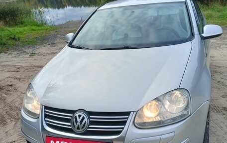 Volkswagen Jetta VI, 2010 год, 800 000 рублей, 5 фотография