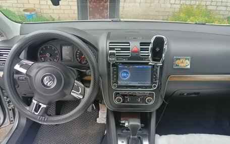 Volkswagen Jetta VI, 2010 год, 800 000 рублей, 32 фотография