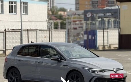 Volkswagen Golf VIII, 2021 год, 2 440 000 рублей, 3 фотография