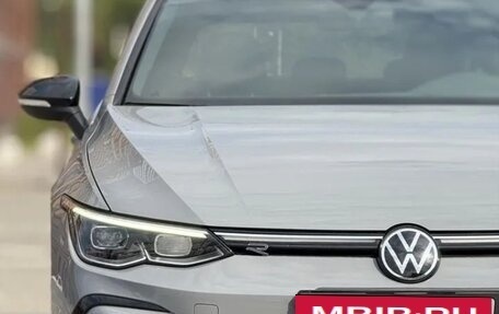 Volkswagen Golf VIII, 2021 год, 2 440 000 рублей, 8 фотография