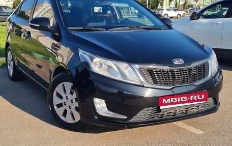 KIA Rio III рестайлинг, 2013 год, 960 000 рублей, 23 фотография