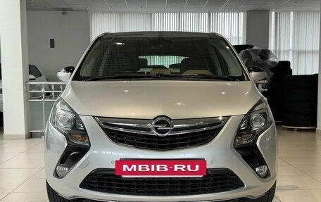 Opel Zafira C рестайлинг, 2013 год, 1 049 000 рублей, 2 фотография