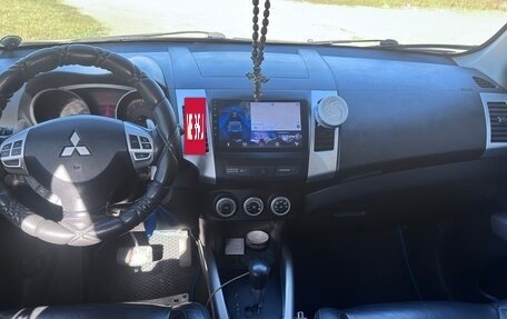 Mitsubishi Outlander III рестайлинг 3, 2007 год, 1 000 000 рублей, 6 фотография