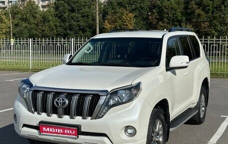 Toyota Land Cruiser Prado 150 рестайлинг 2, 2017 год, 4 000 000 рублей, 1 фотография