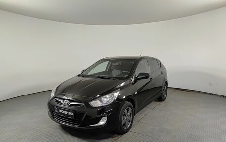 Hyundai Solaris II рестайлинг, 2012 год, 640 000 рублей, 1 фотография