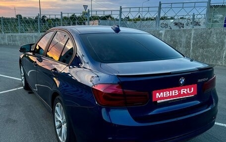 BMW 3 серия, 2018 год, 2 600 000 рублей, 4 фотография