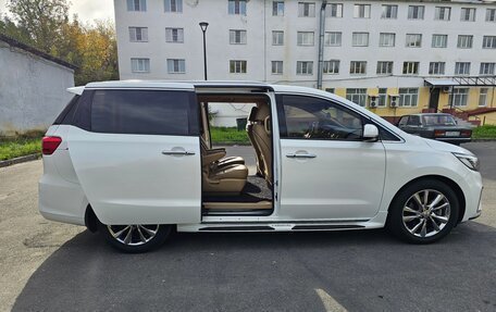 KIA Carnival III, 2020 год, 3 285 000 рублей, 18 фотография