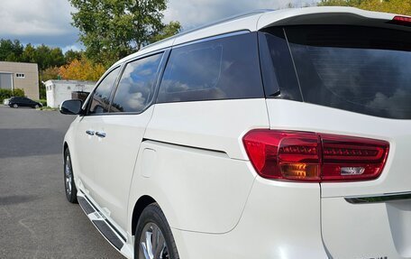 KIA Carnival III, 2020 год, 3 285 000 рублей, 12 фотография