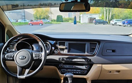 KIA Carnival III, 2020 год, 3 285 000 рублей, 33 фотография