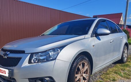 Chevrolet Cruze II, 2011 год, 720 000 рублей, 7 фотография